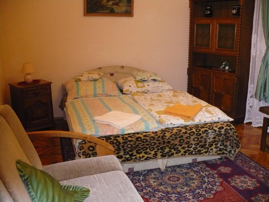 Apartamento Kitty Apartman Miskolc Habitación foto