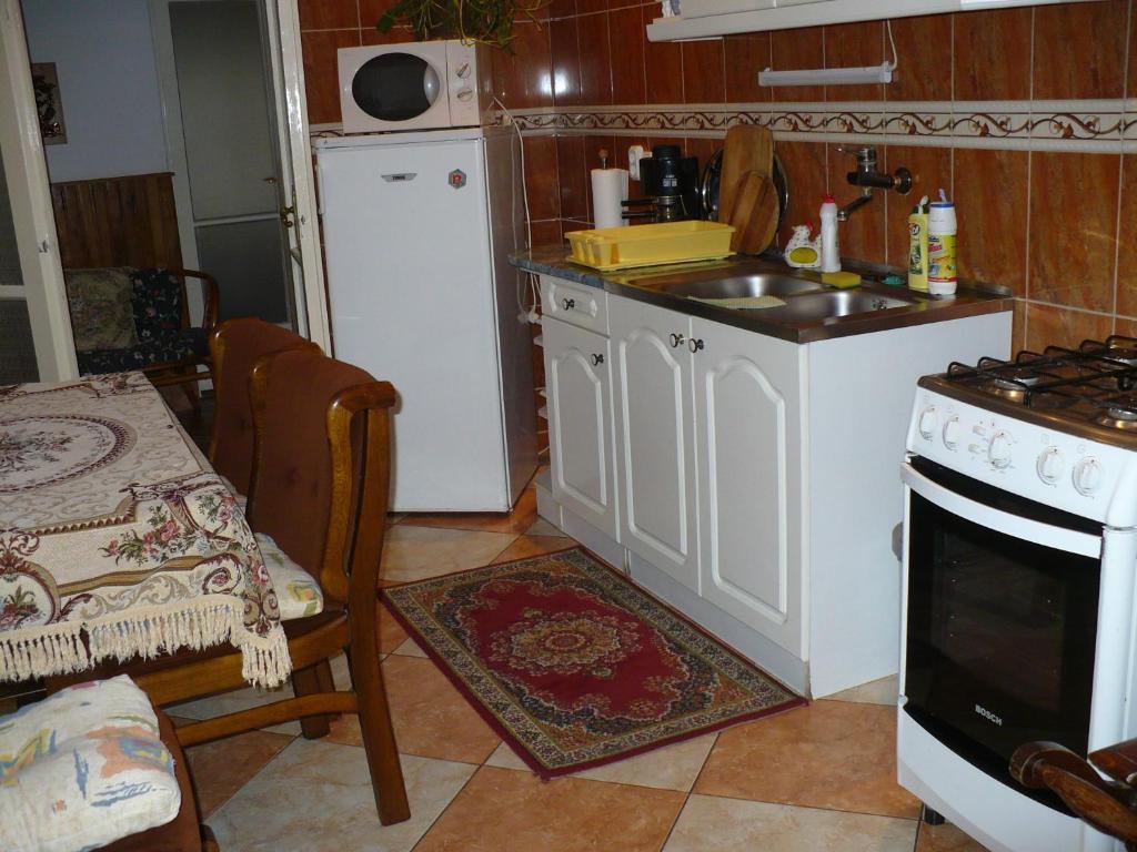 Apartamento Kitty Apartman Miskolc Exterior foto
