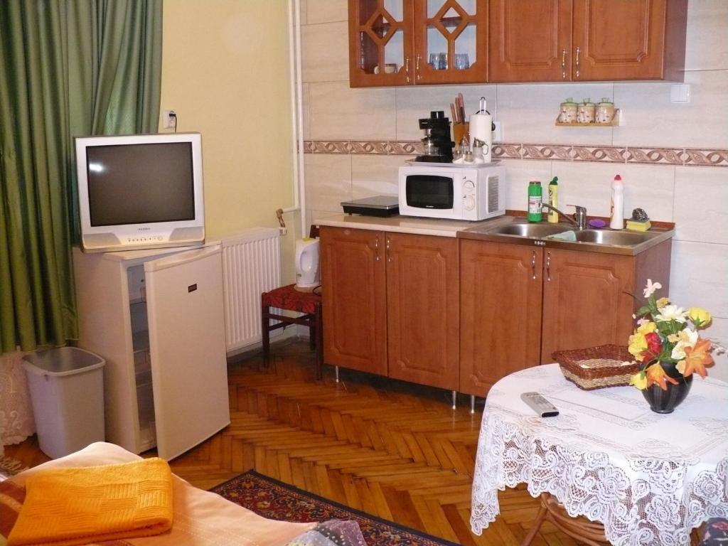 Apartamento Kitty Apartman Miskolc Habitación foto