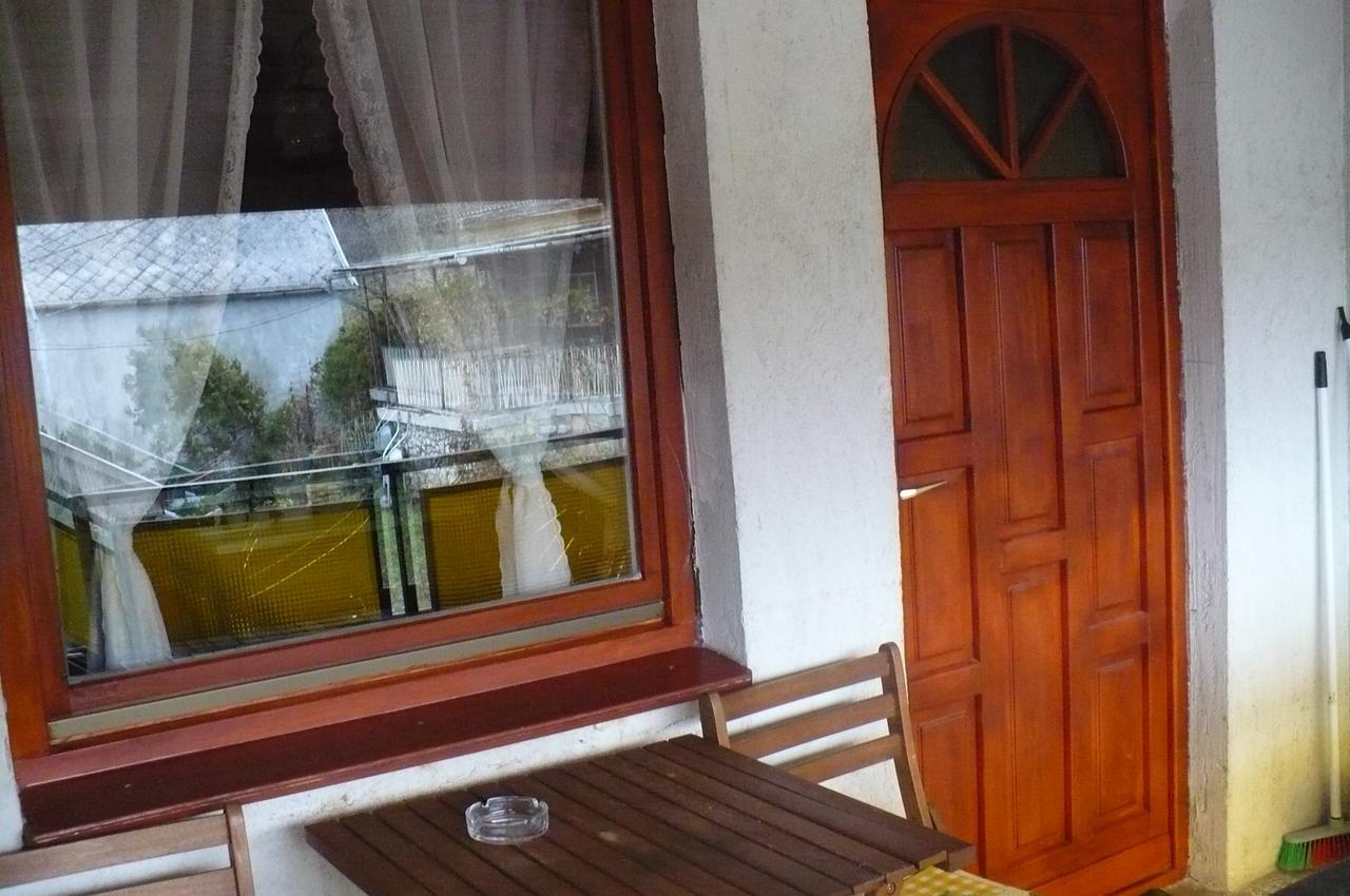 Apartamento Kitty Apartman Miskolc Exterior foto